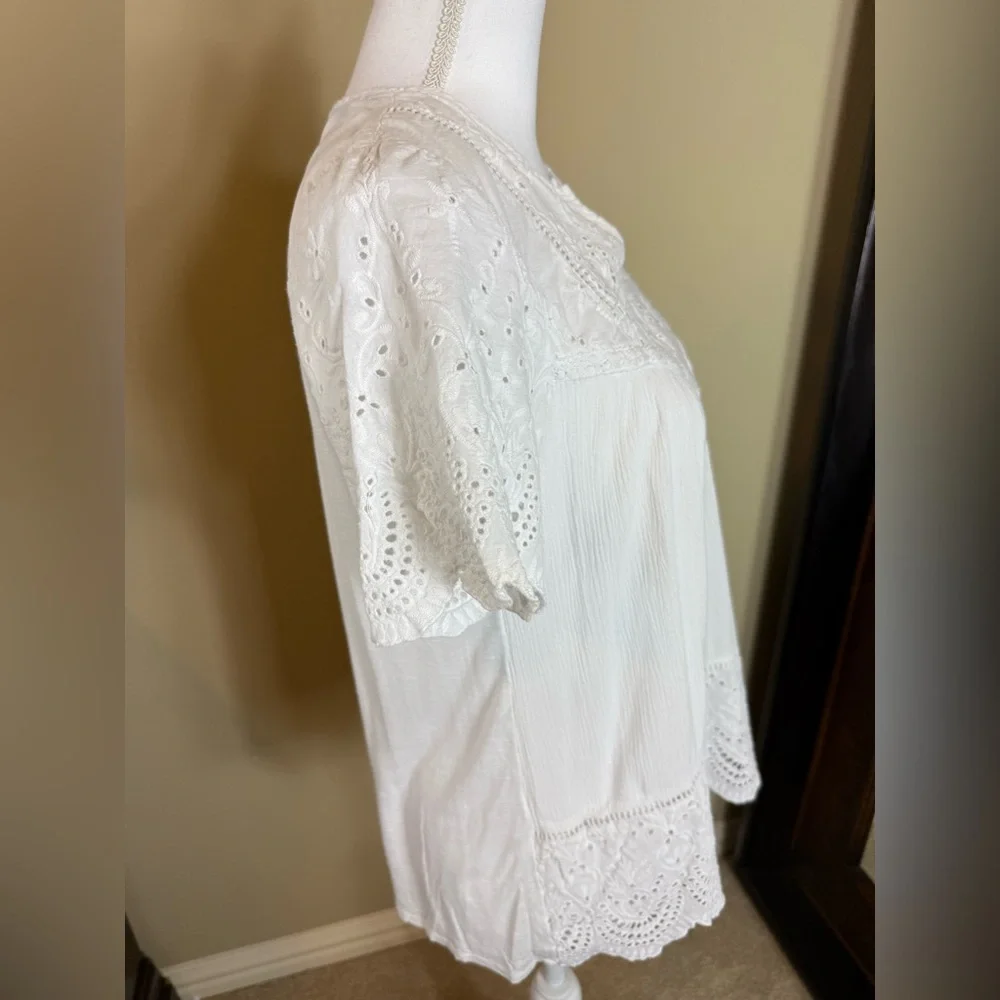 Knox Rose size small lace top - Picture 5 of 11